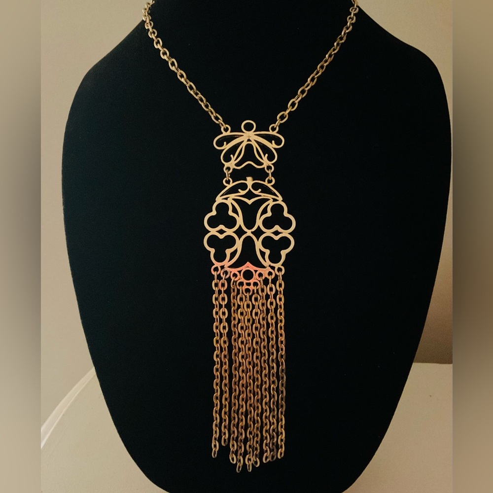 #235 Vintage 1970’s Goldtone Waterfall Tassel Frings Necklace